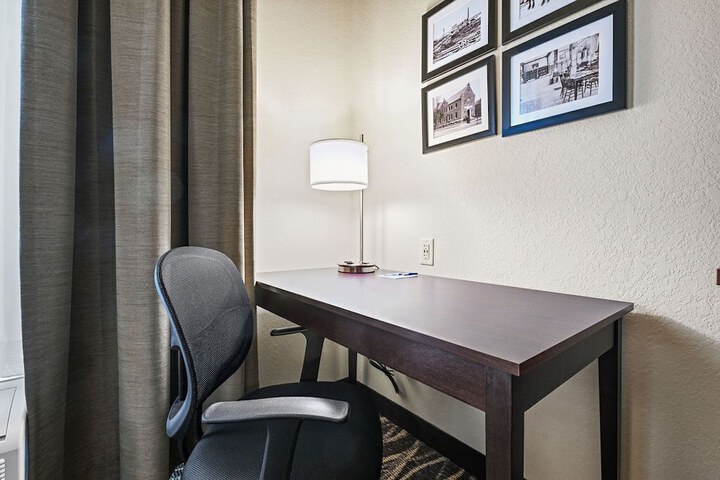 Room 59 of 112