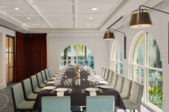 Dining 80 of 90