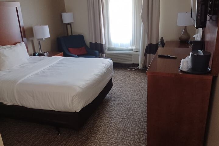 Room 14 of 46