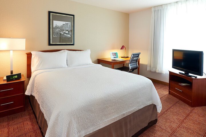 Room 20 of 27