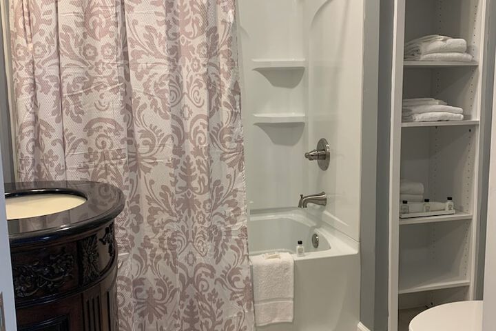 Room 43 of 57