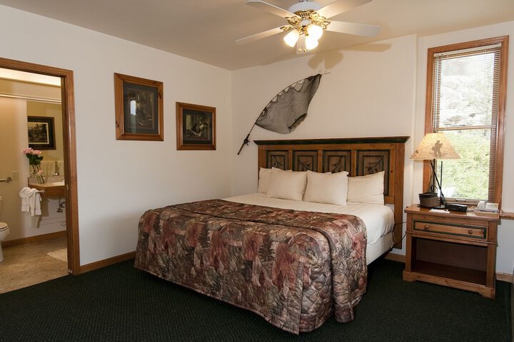 Room 40 of 82