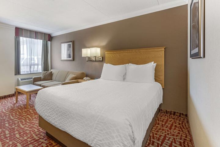Best Western Plus Cobourg Inn & Convention Centre