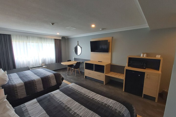 Room 41 of 65