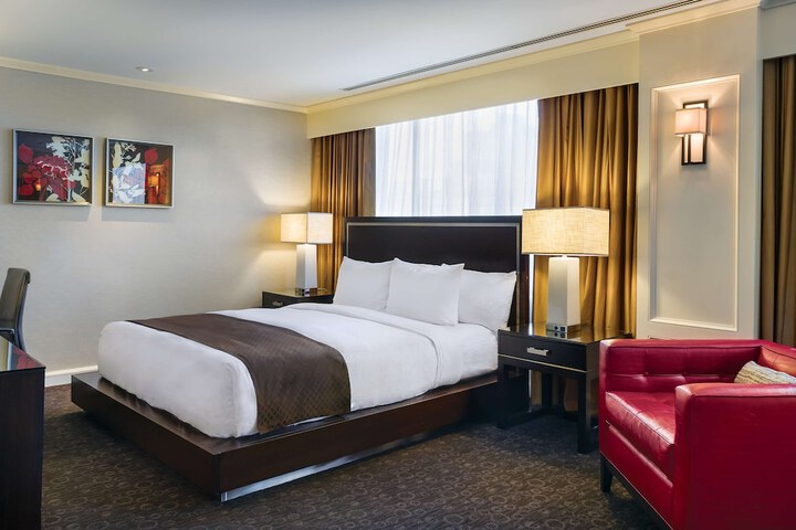 Room 30 of 115