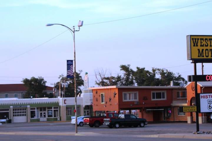 Western Motel