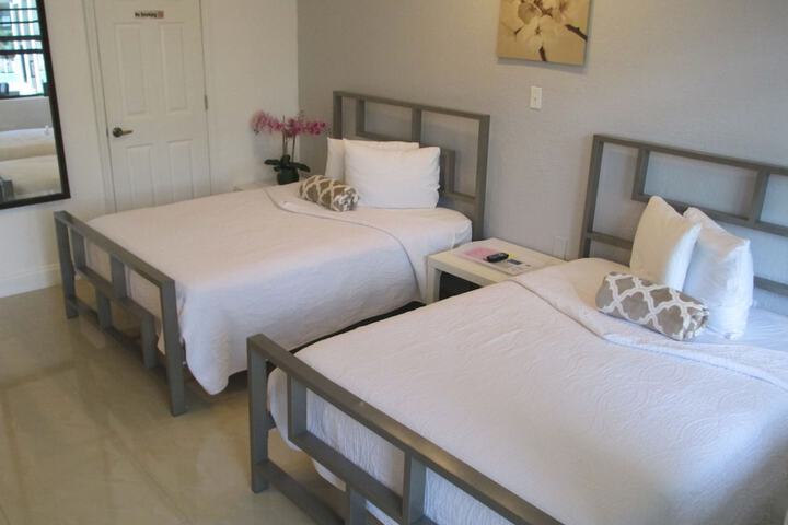 Room 34 of 51