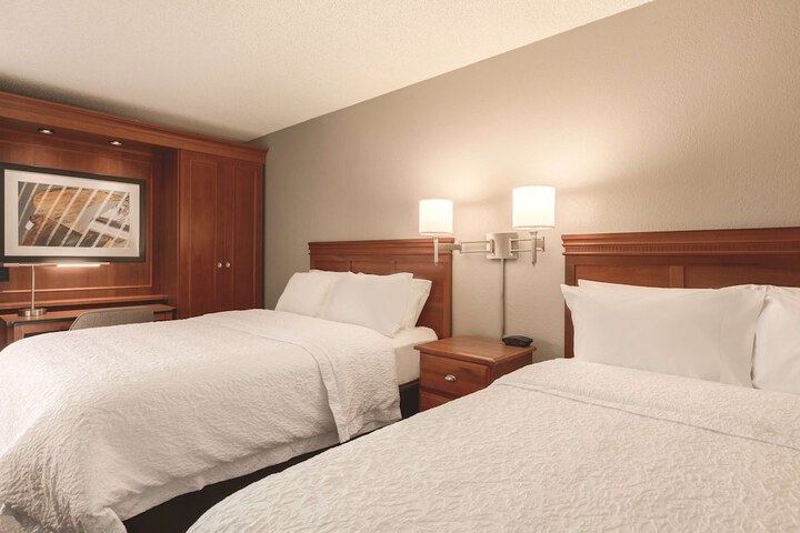 Room 16 of 24