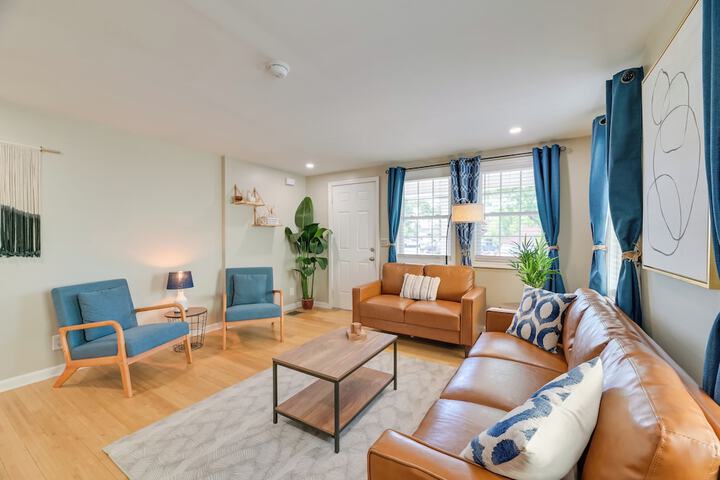 Walk to Parks & Dining: Cozy Canandaigua Home!