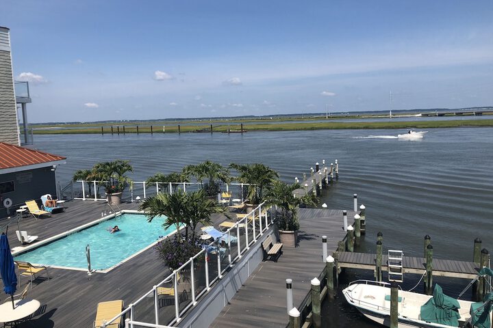 Fairfield Inn & Suites by Marriott Chincoteague Island Waterfront