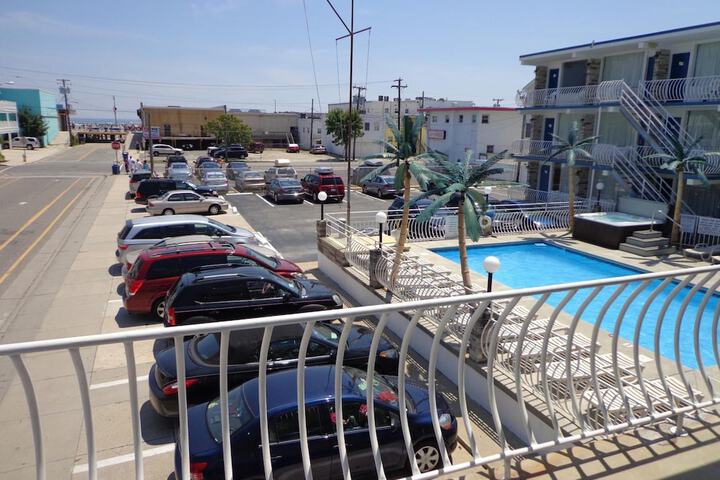 Pool 3 of 26