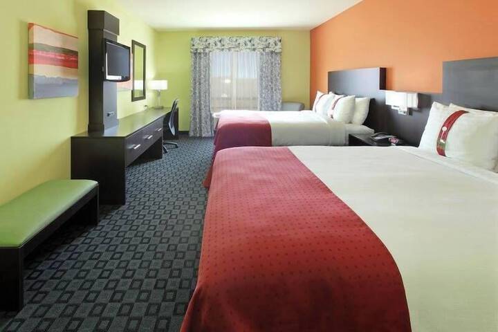 Holiday Inn Garland by IHG