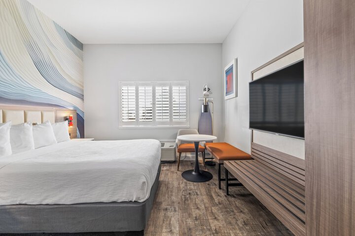 Hotel Skye SFO