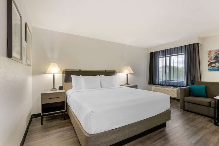 Room 60 of 78