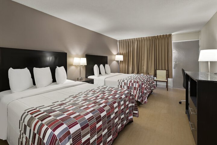 Red Roof Inn & Suites Cave City