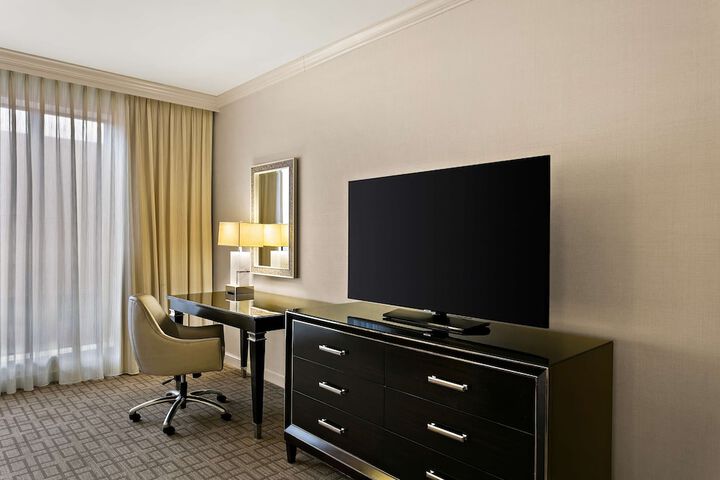 The Royal Sonesta Harbor Court Baltimore