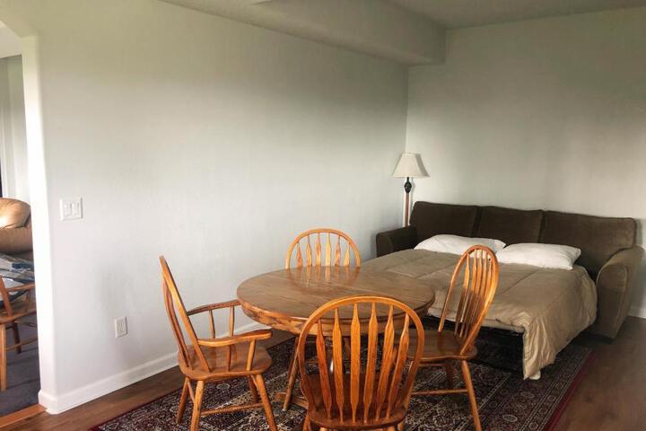 2 Bedroom Suite: Views Private Entrance, EVchgr