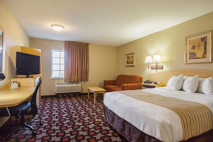 Room 15 of 22