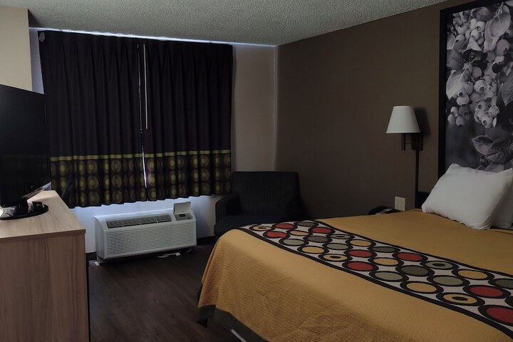 Super 8 by Wyndham Kutztown / Allentown Area