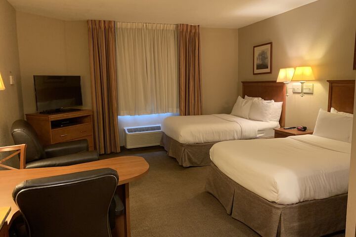 Room 12 of 22