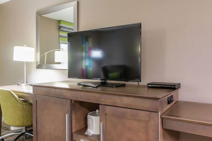 Hampton Inn Dickson