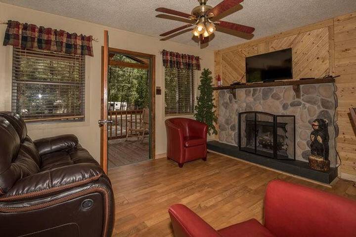 Upper Canyon Inn & Cabins