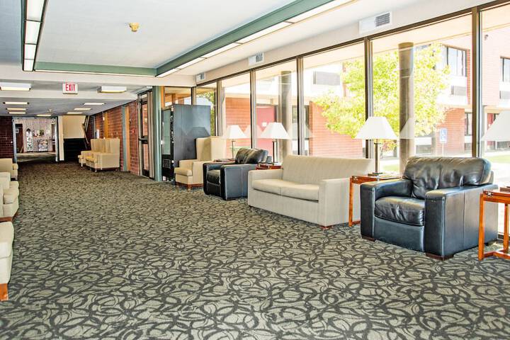 Ballroom/Hall 109 of 129