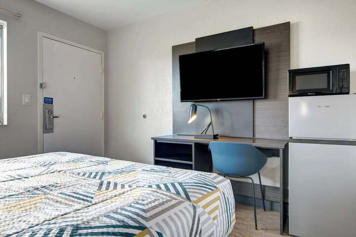 Motel 6 Venice FL