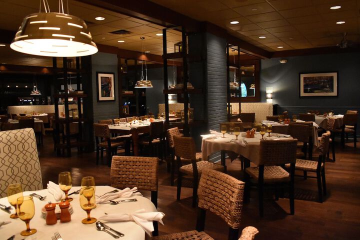 Dining 86 of 121