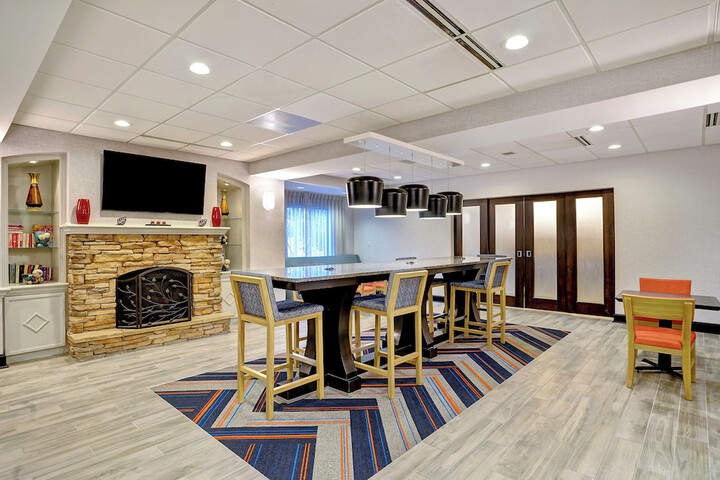 Hampton Inn Cortland
