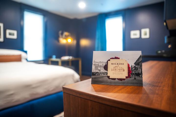 Room 27 of 48