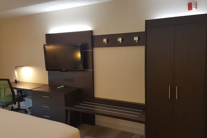 Room 29 of 59