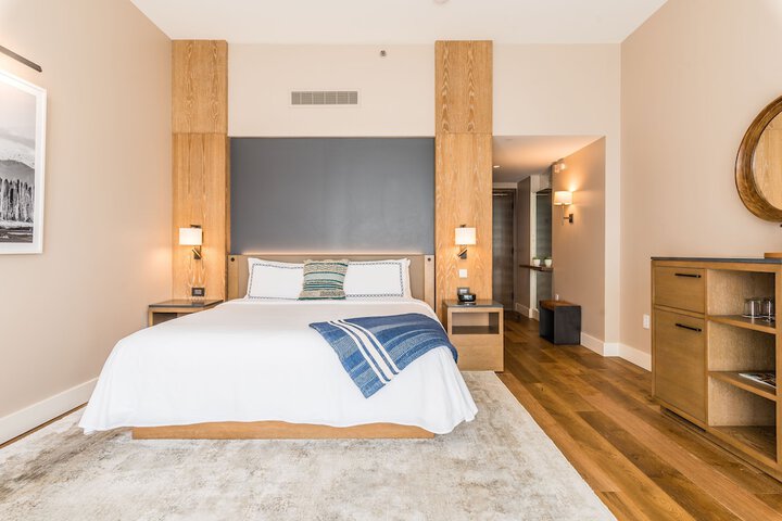 Room 14 of 35