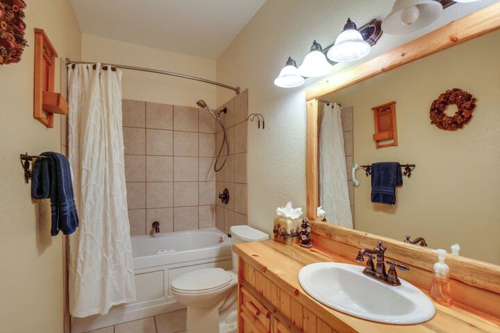 Alma Mountain Getaway w / Private Hot Tub & Views