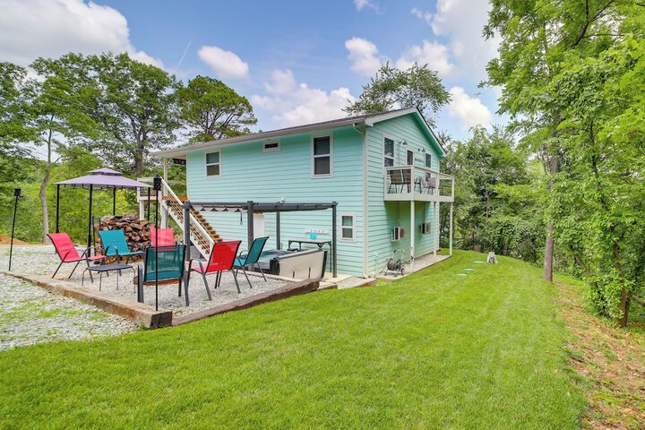 Grand Lake Cottage w / Hot Tub in Eucha