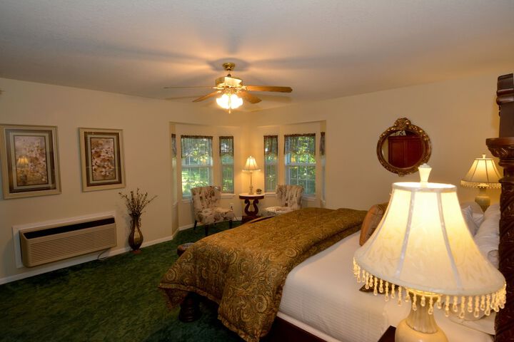 Room 21 of 41