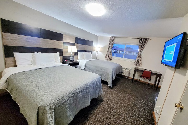Room 27 of 49