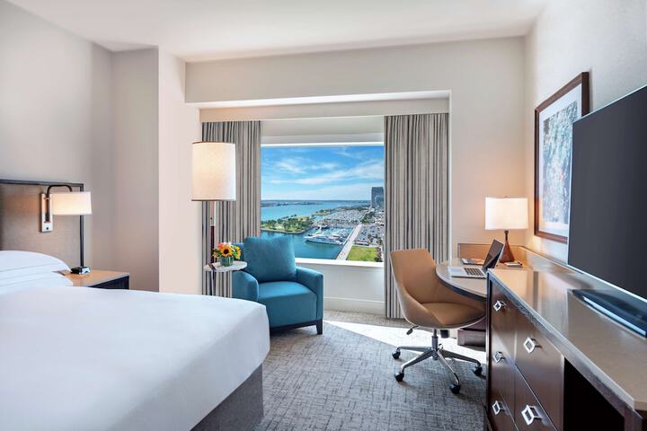 Hilton San Diego Bayfront