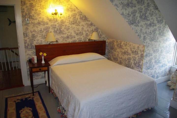 Room 14 of 46