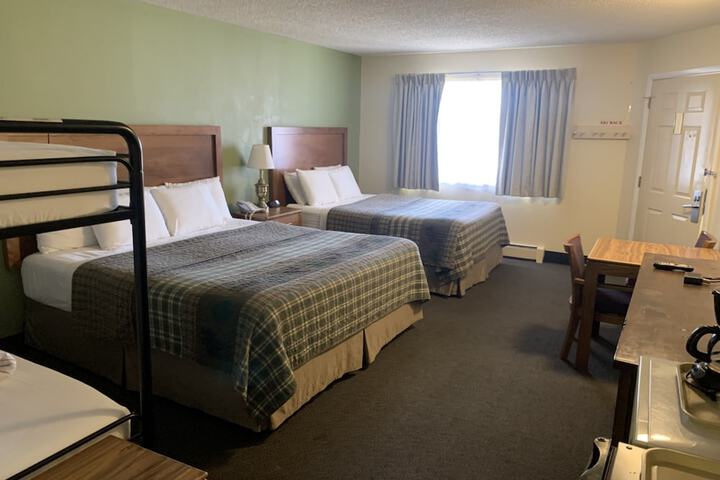 Room 18 of 44