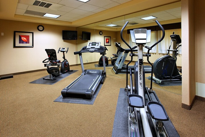 Holiday Inn Express Hotel & Suites FRESNO NORTHWEST-HERNDON by IHG