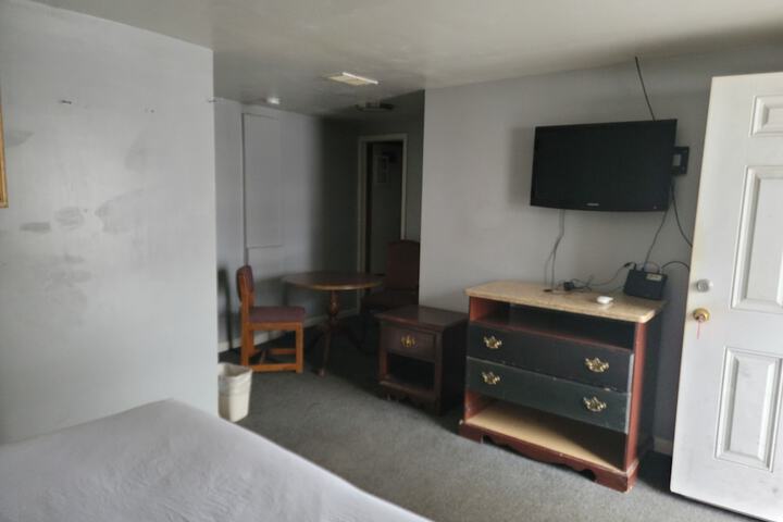 Room 14 of 17