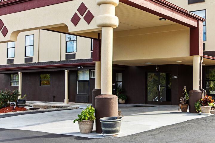 Hotel 5 of 37