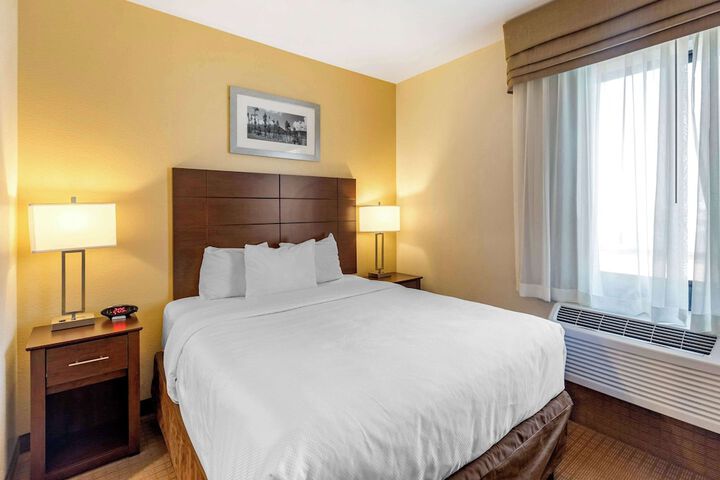 Room 21 of 30