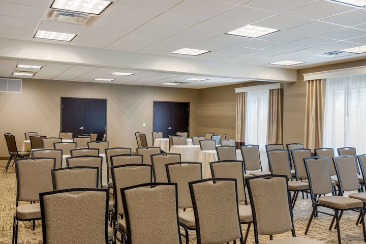 Comfort Inn & Suites Schenectady - Scotia