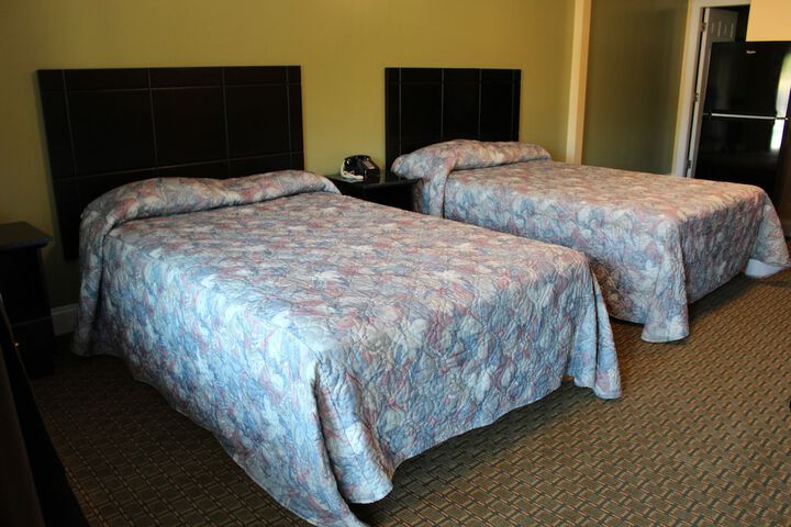 Room 13 of 25