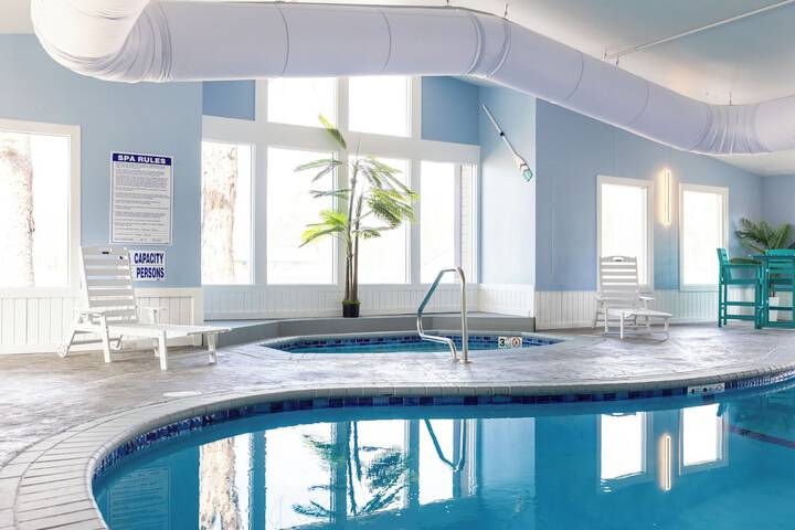 Nisswa Hotel and Suites
