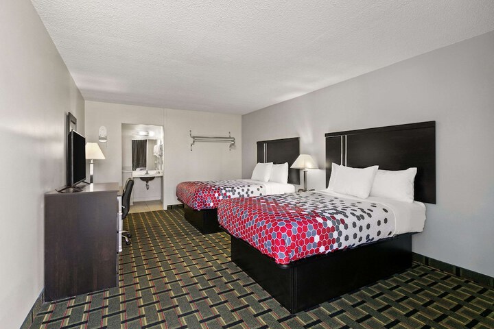Room 47 of 60
