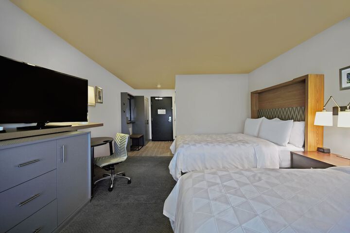 Room 40 of 57