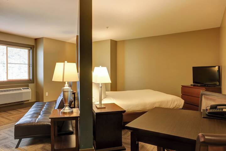 Vedder River Inn